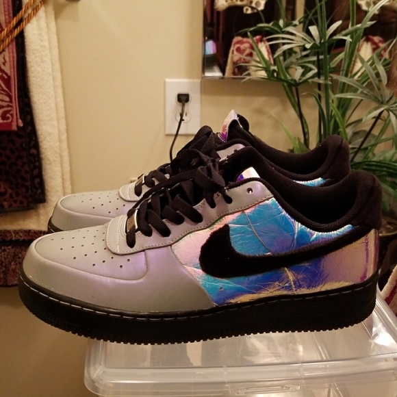 Air force 1s - Picture 3 of 6